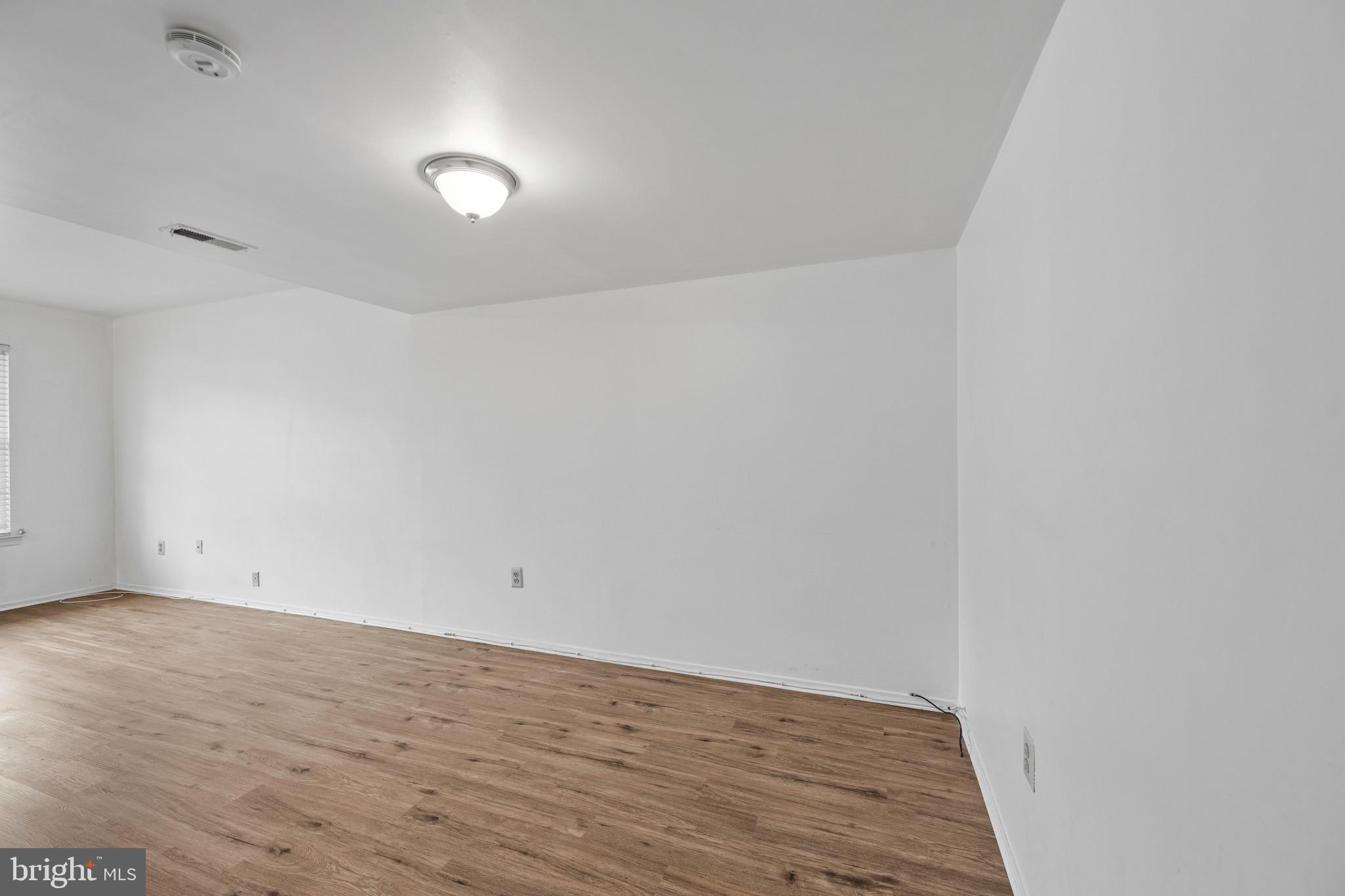 MARBURY VILLAGE - PLAT T - Residential