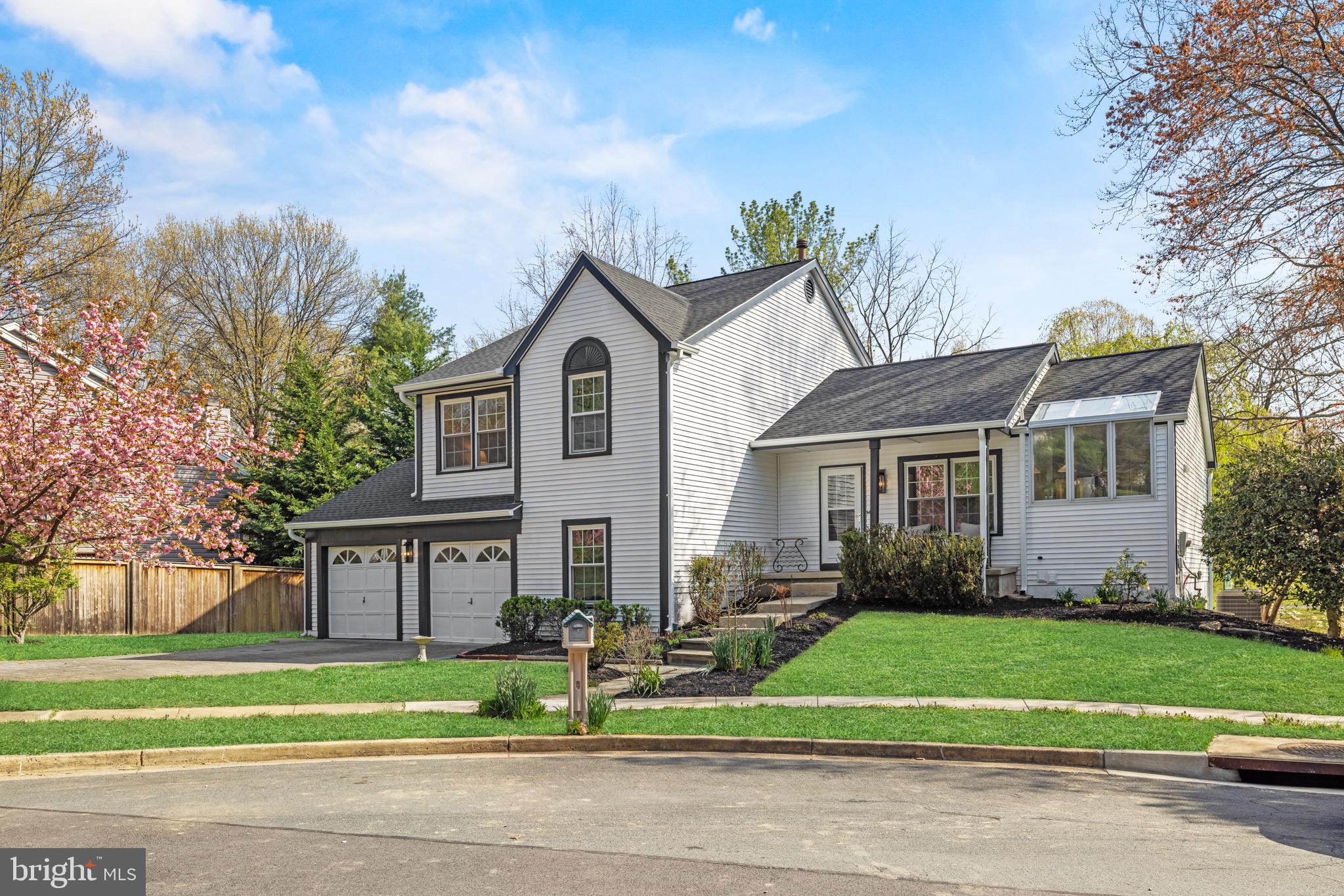 HUNTERS TRACE - Residential