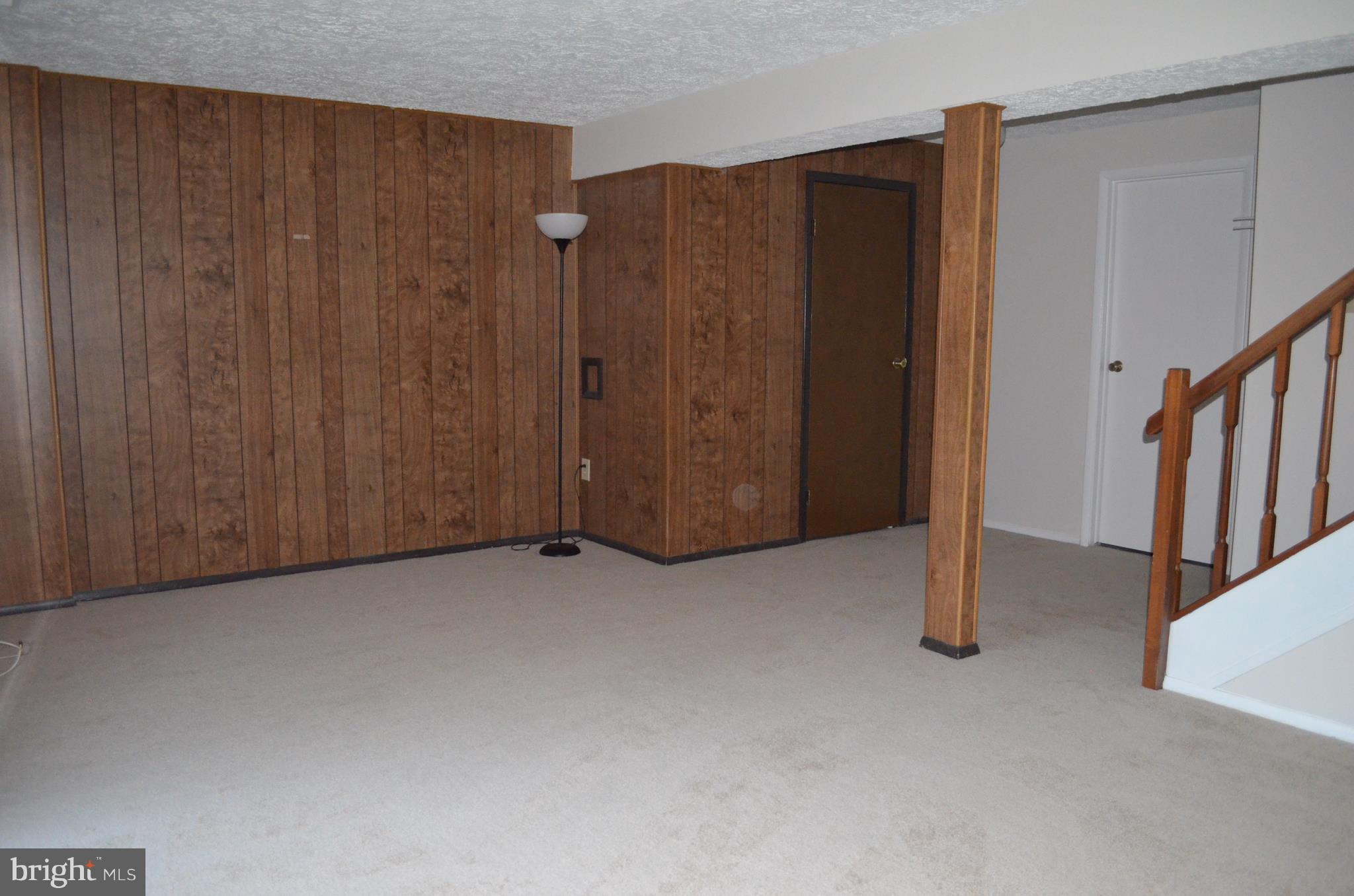 PARK OVERLOOK - Residential Lease