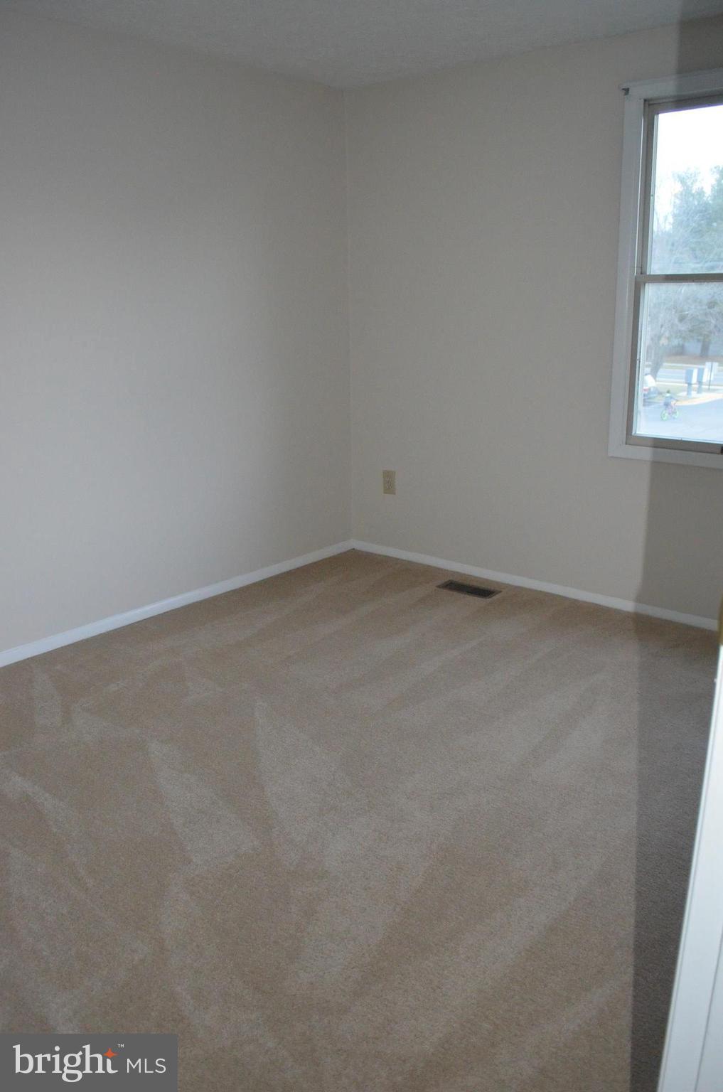 PARK OVERLOOK - Residential Lease