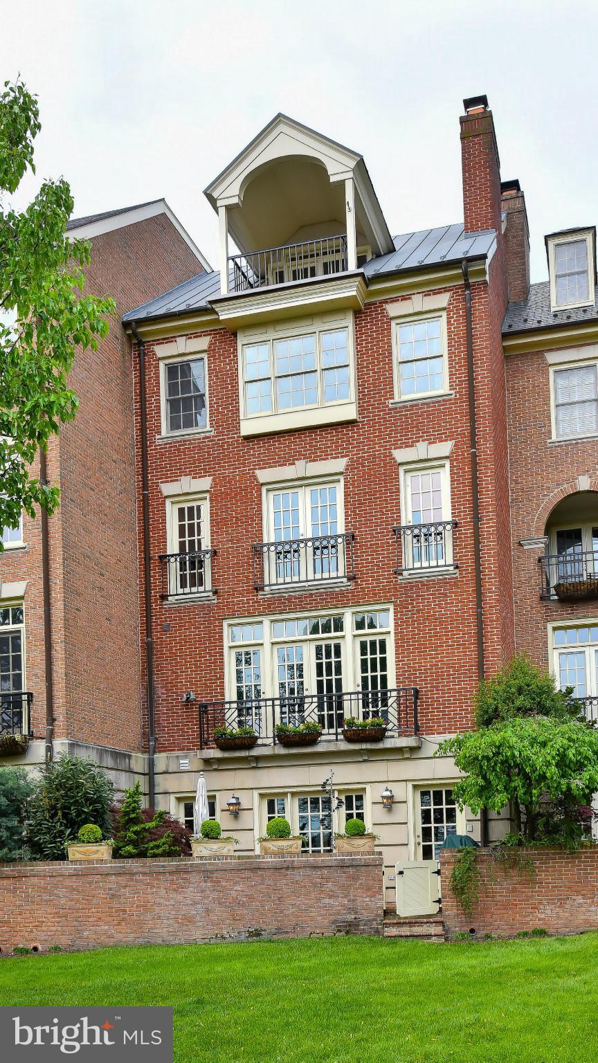 HARBORSIDE - Residential