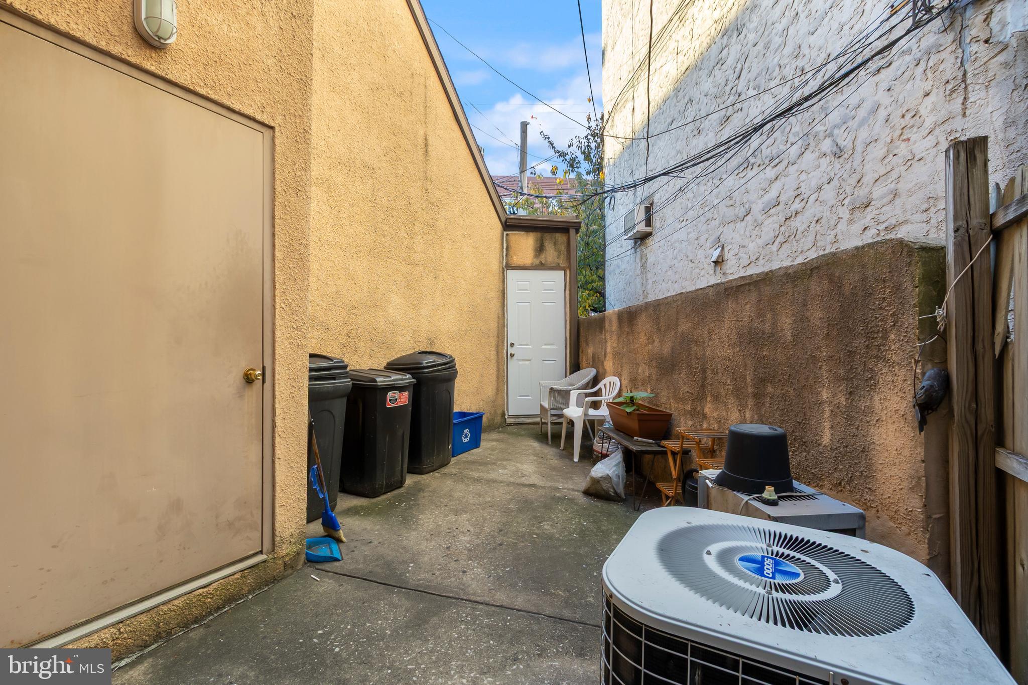 EAST PASSYUNK CROSSING - Business Opportunity
