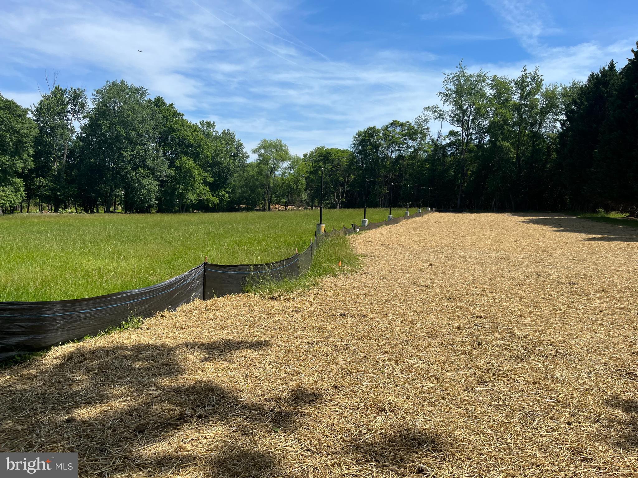 OLNEY ACRES - Land
