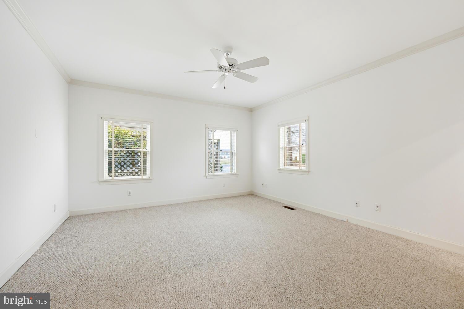 EASTON CLUB - Residential