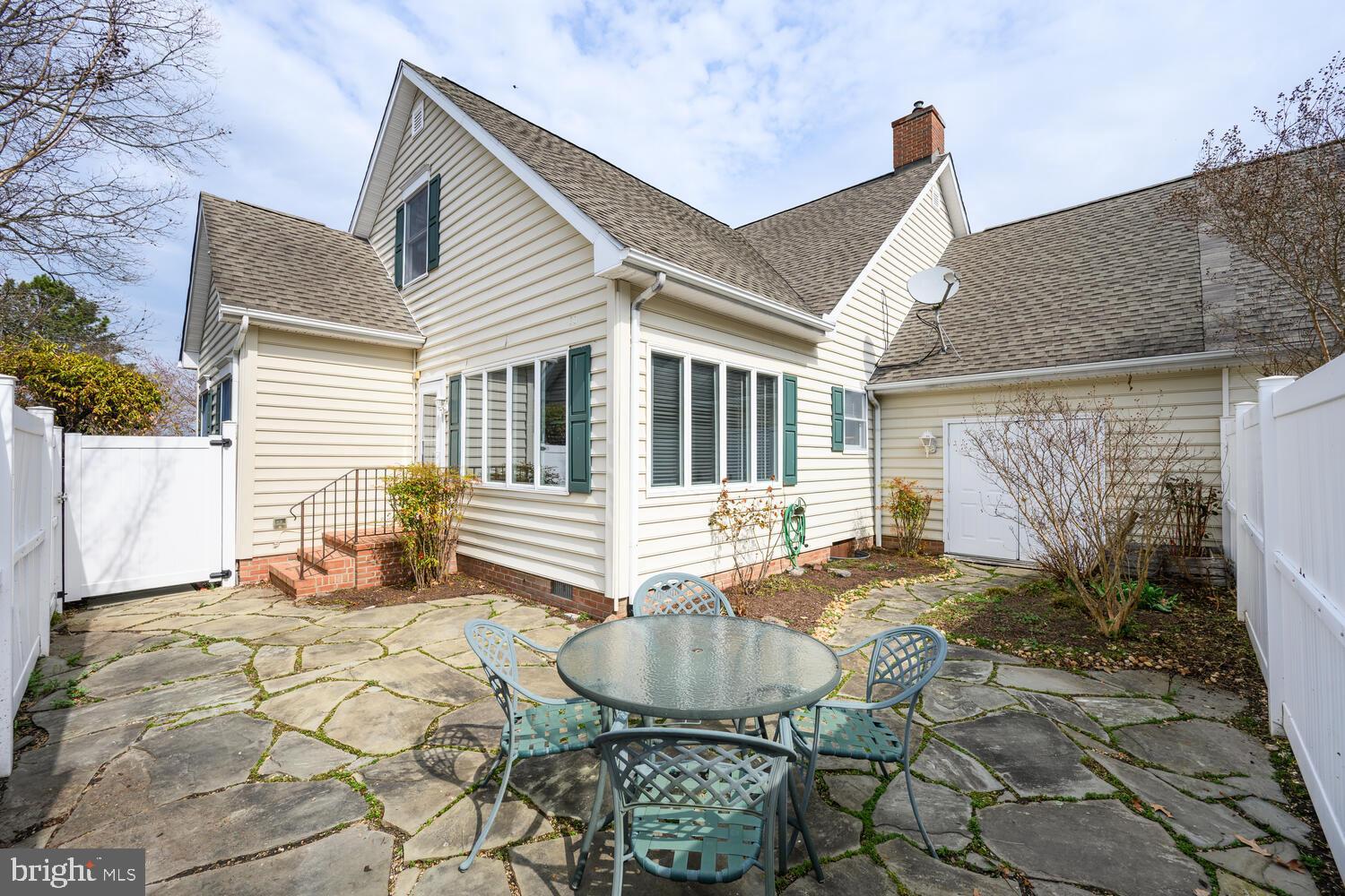 EASTON CLUB - Residential