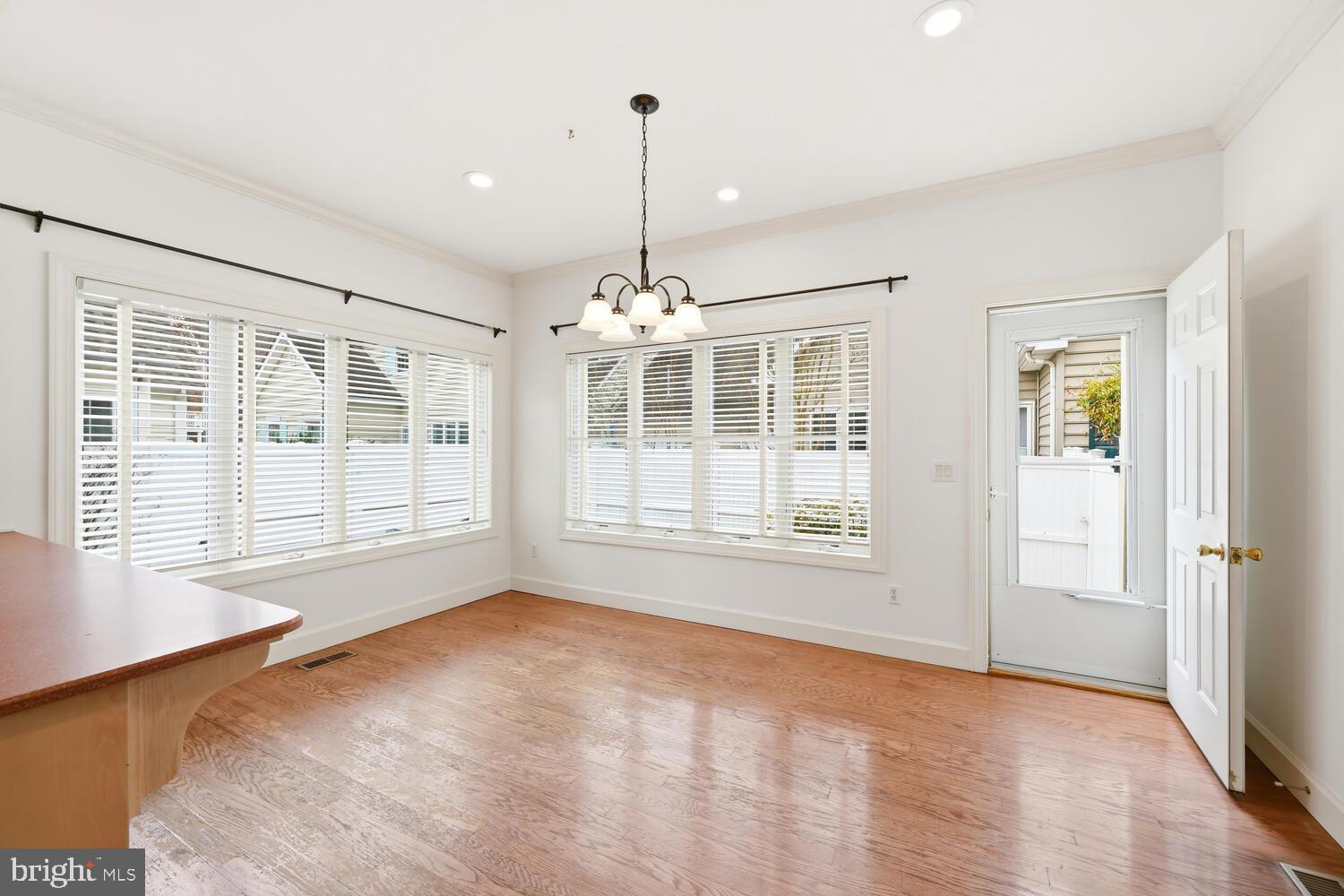 EASTON CLUB - Residential