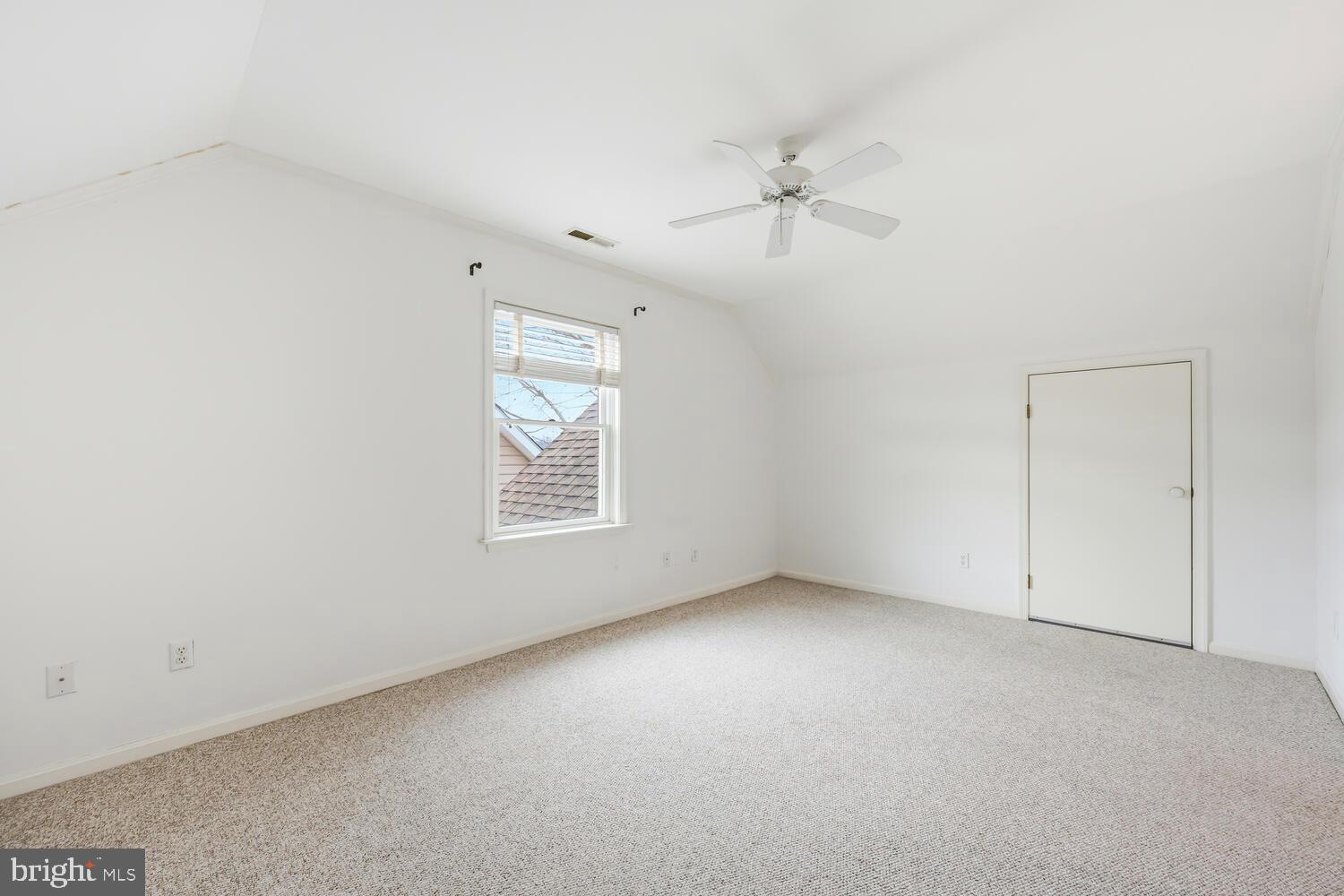 EASTON CLUB - Residential