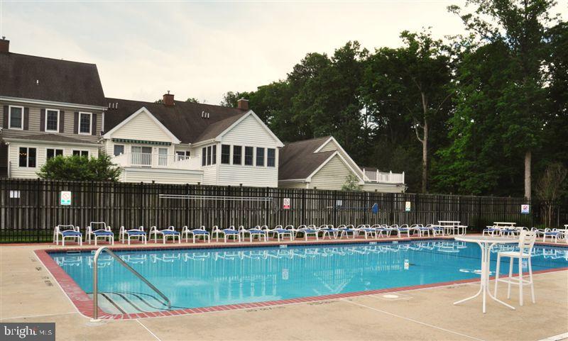EASTON CLUB - Residential