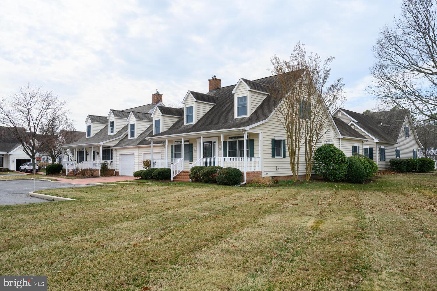 EASTON CLUB - Residential