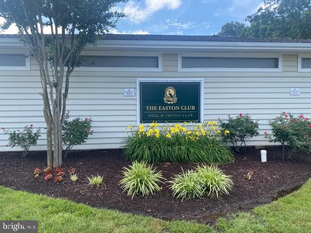 EASTON CLUB - Residential