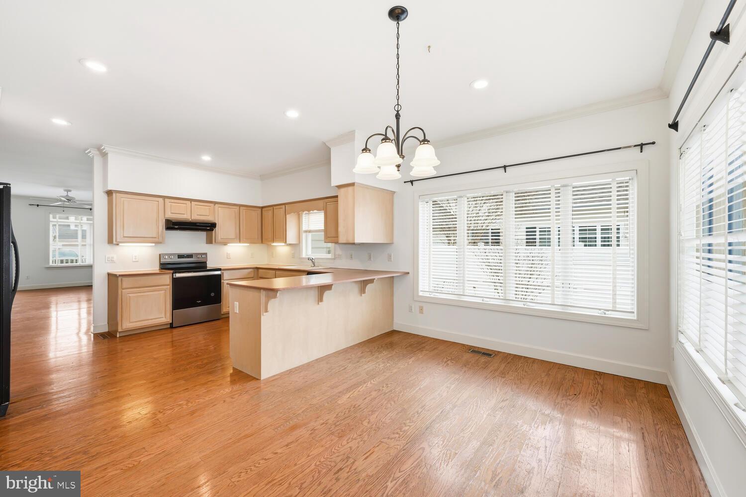 EASTON CLUB - Residential