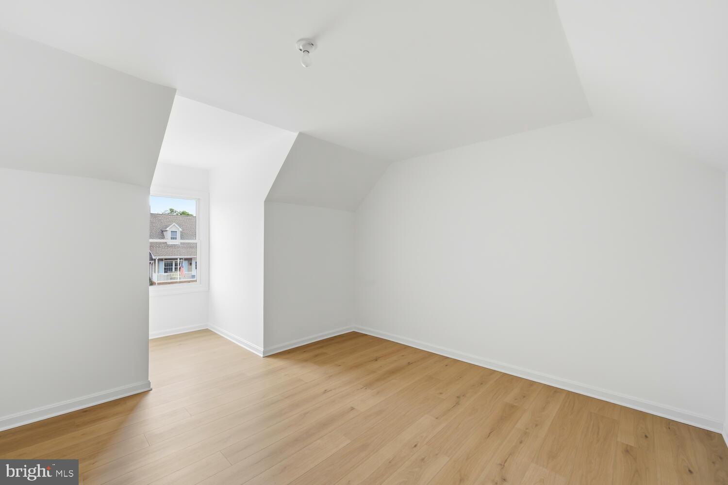 EASTON CLUB - Residential