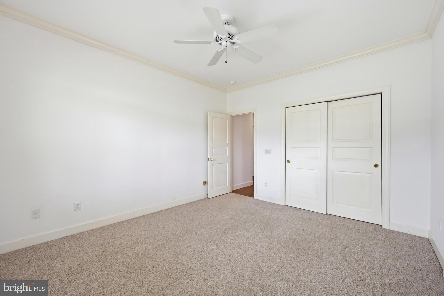 EASTON CLUB - Residential