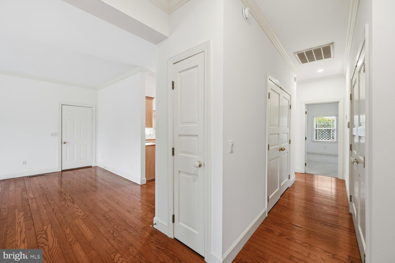 EASTON CLUB - Residential