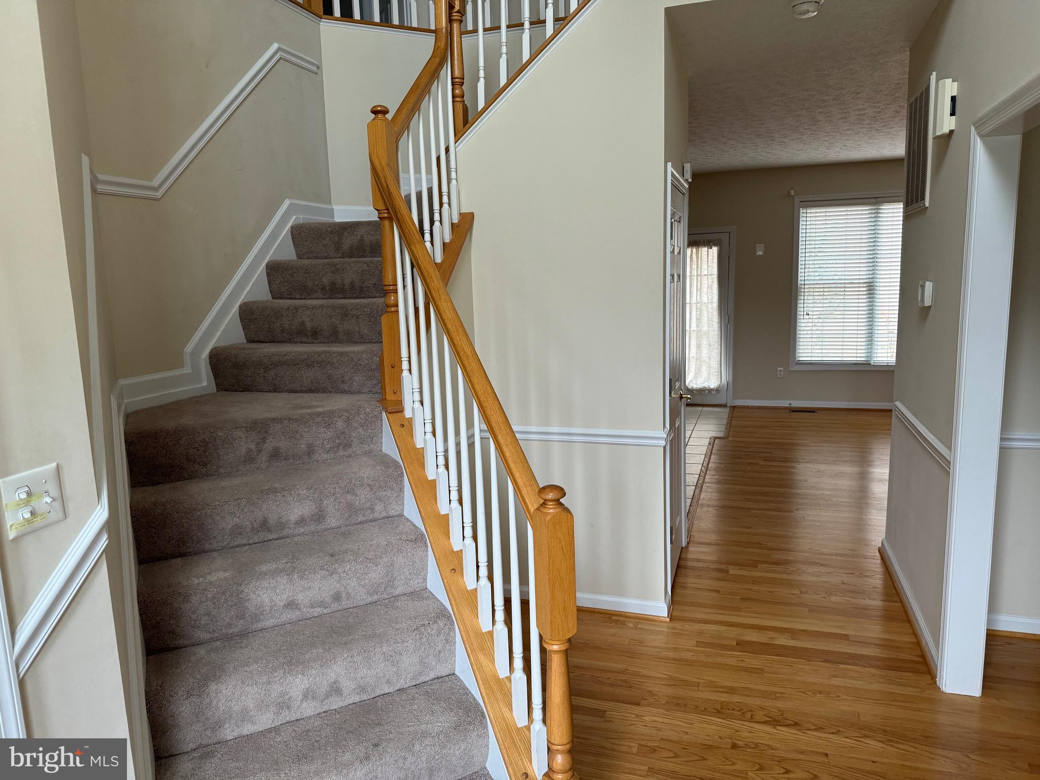 COLONIAL PARK - Residential Lease