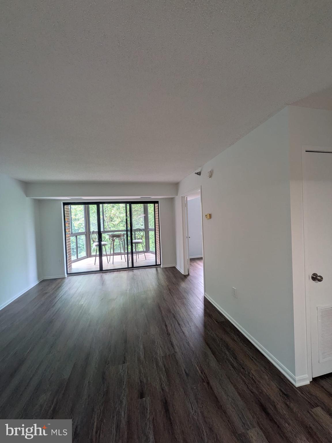 LEISURE WORLD - Residential