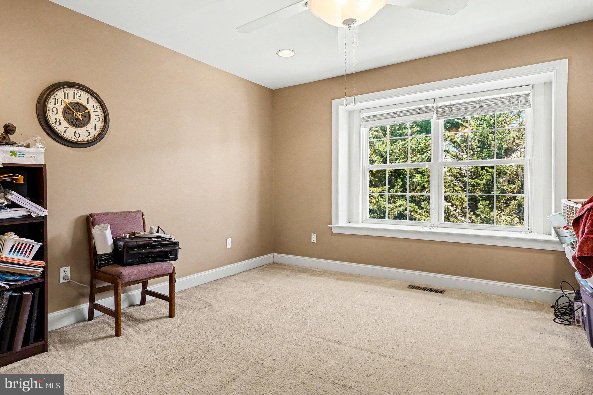 WINDSOR SQUARE - Residential