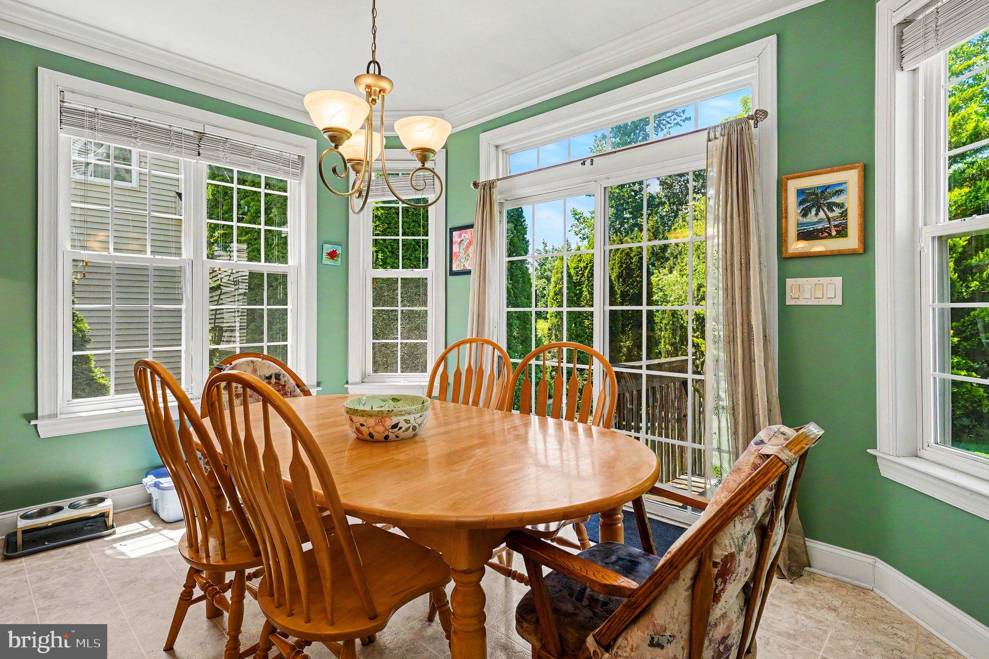 WINDSOR SQUARE - Residential