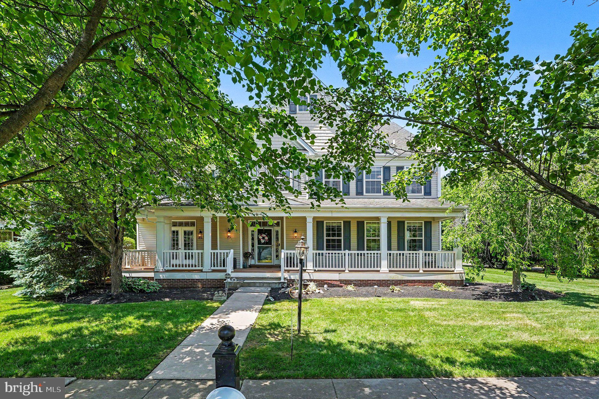 WINDSOR SQUARE - Residential