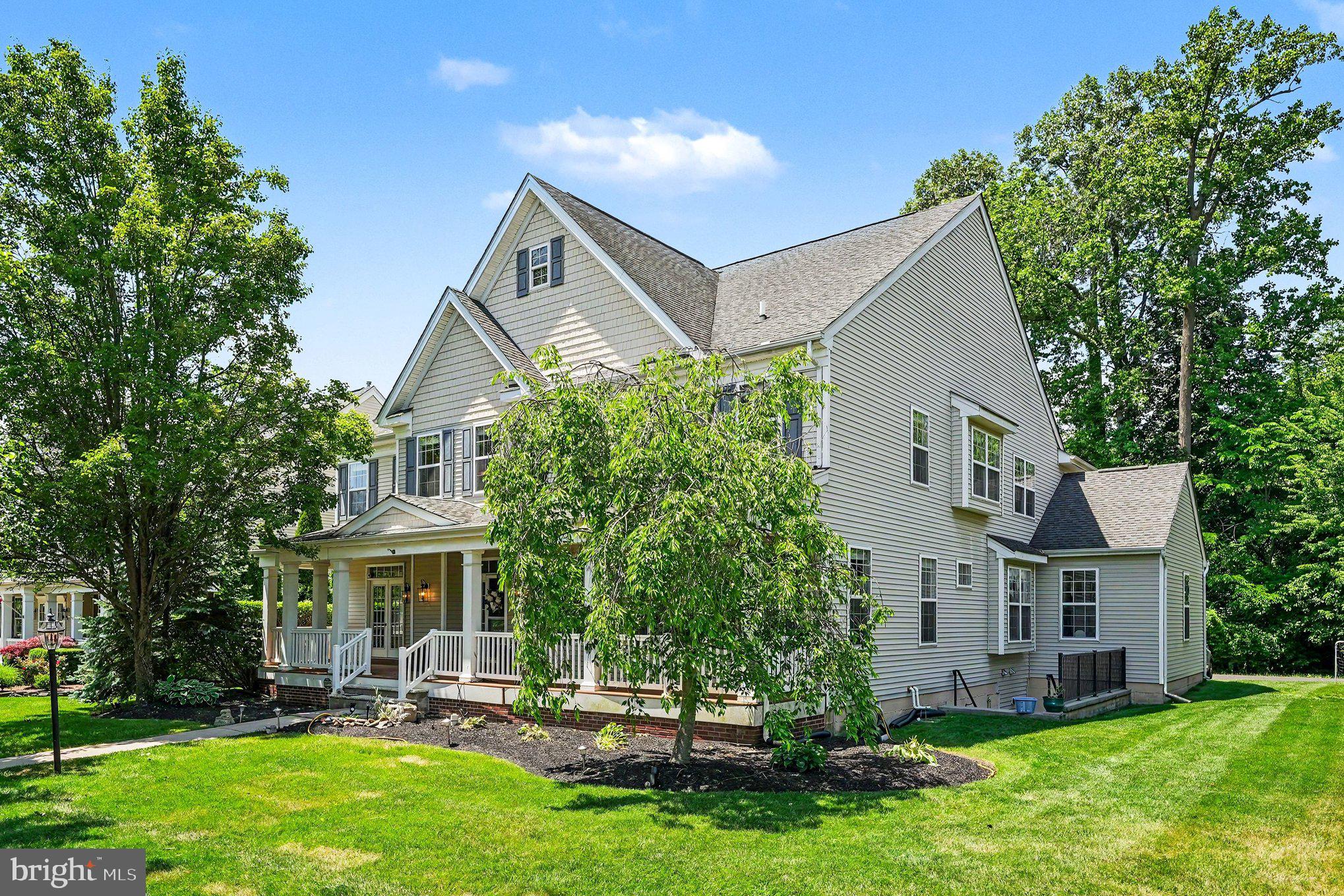WINDSOR SQUARE - Residential