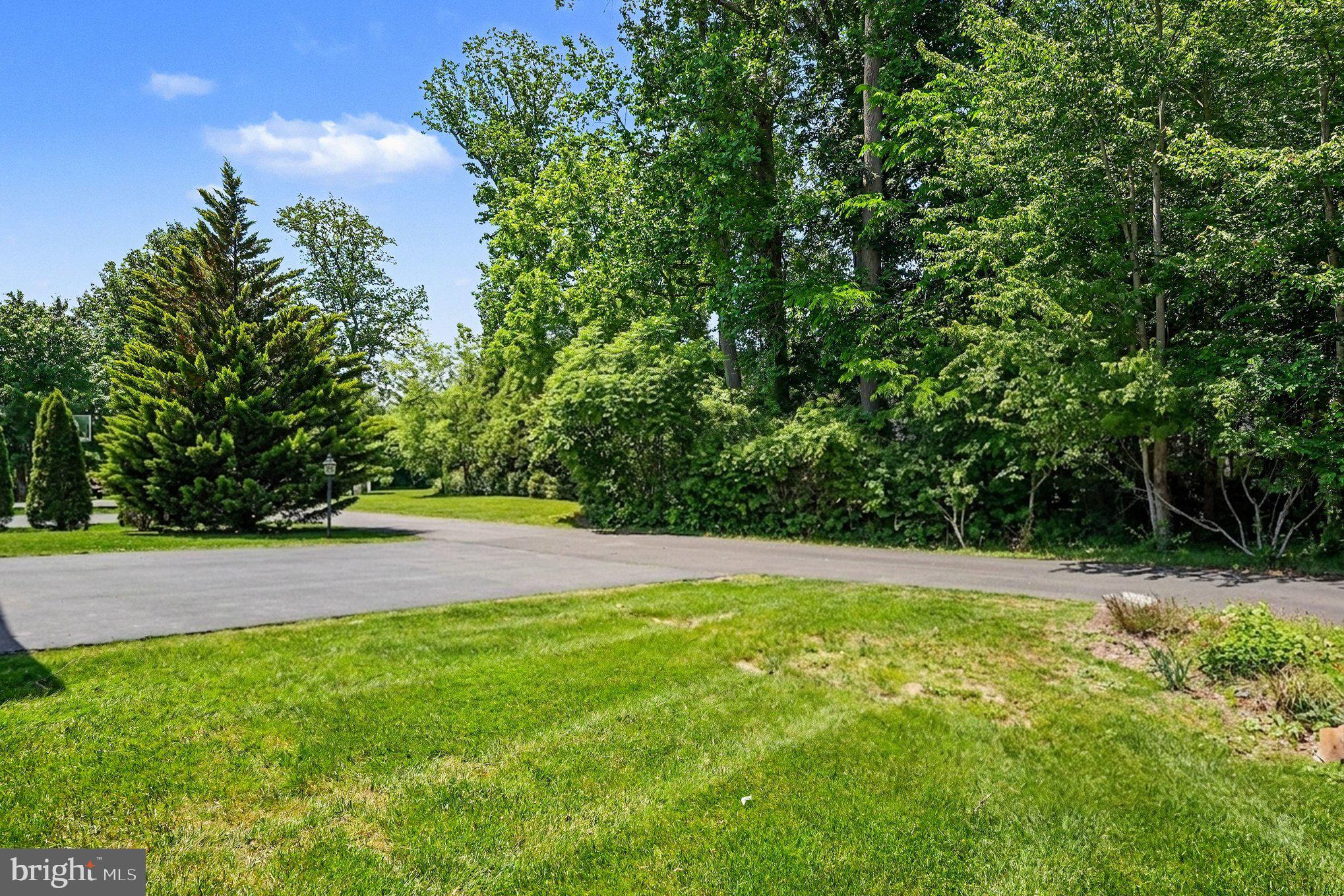 WINDSOR SQUARE - Residential