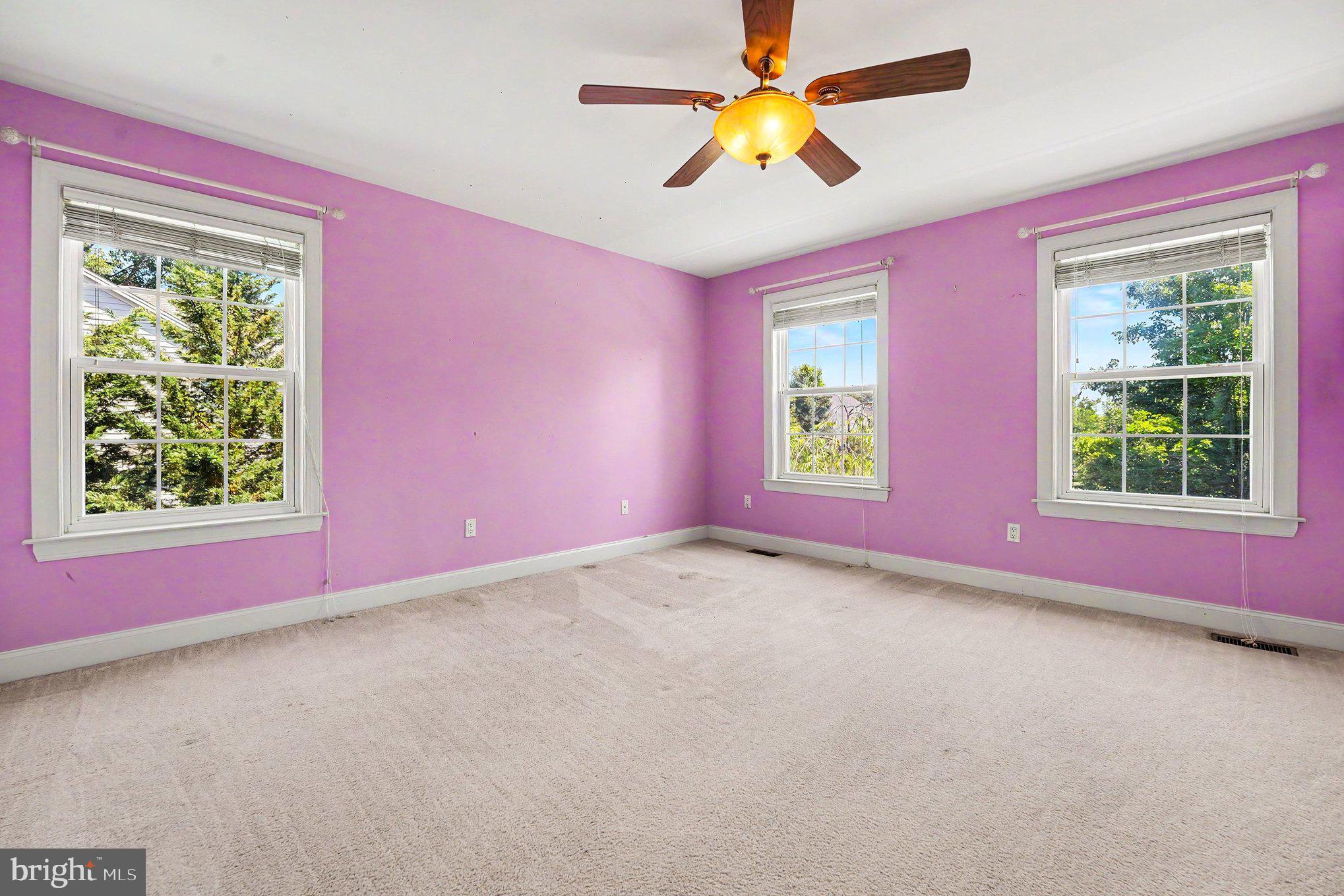 WINDSOR SQUARE - Residential