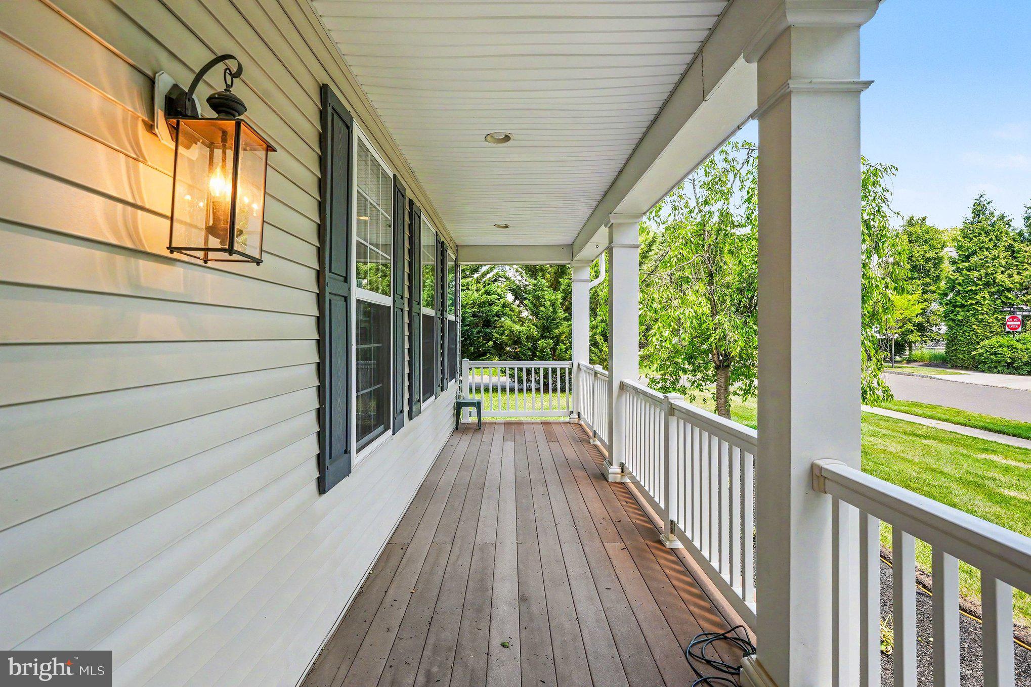 WINDSOR SQUARE - Residential
