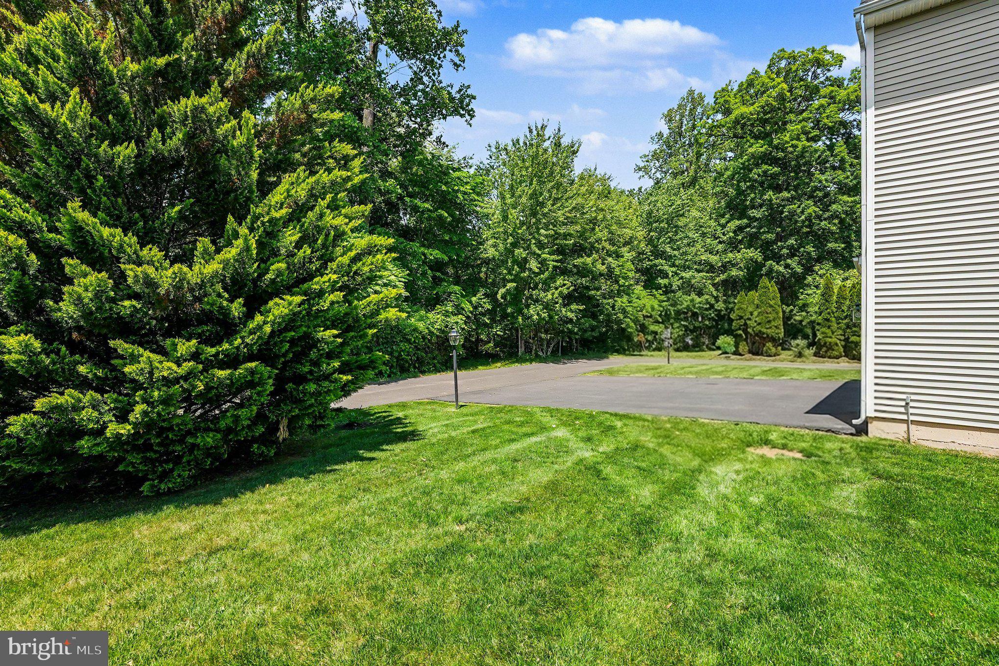 WINDSOR SQUARE - Residential