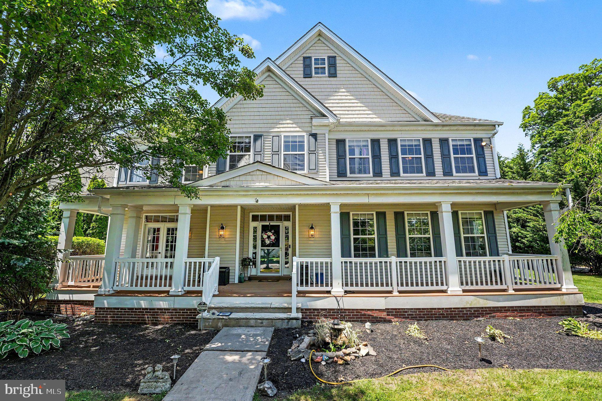 WINDSOR SQUARE - Residential