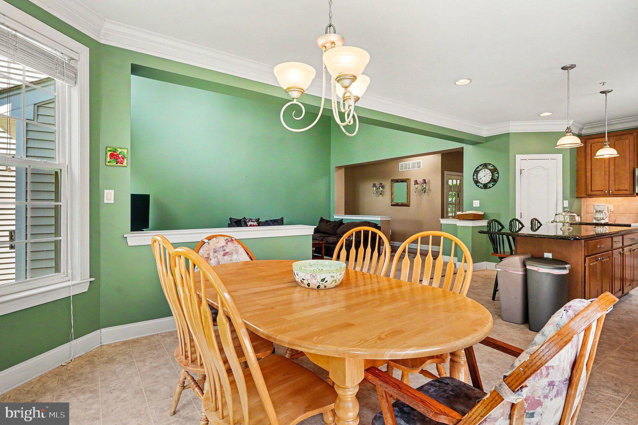 WINDSOR SQUARE - Residential