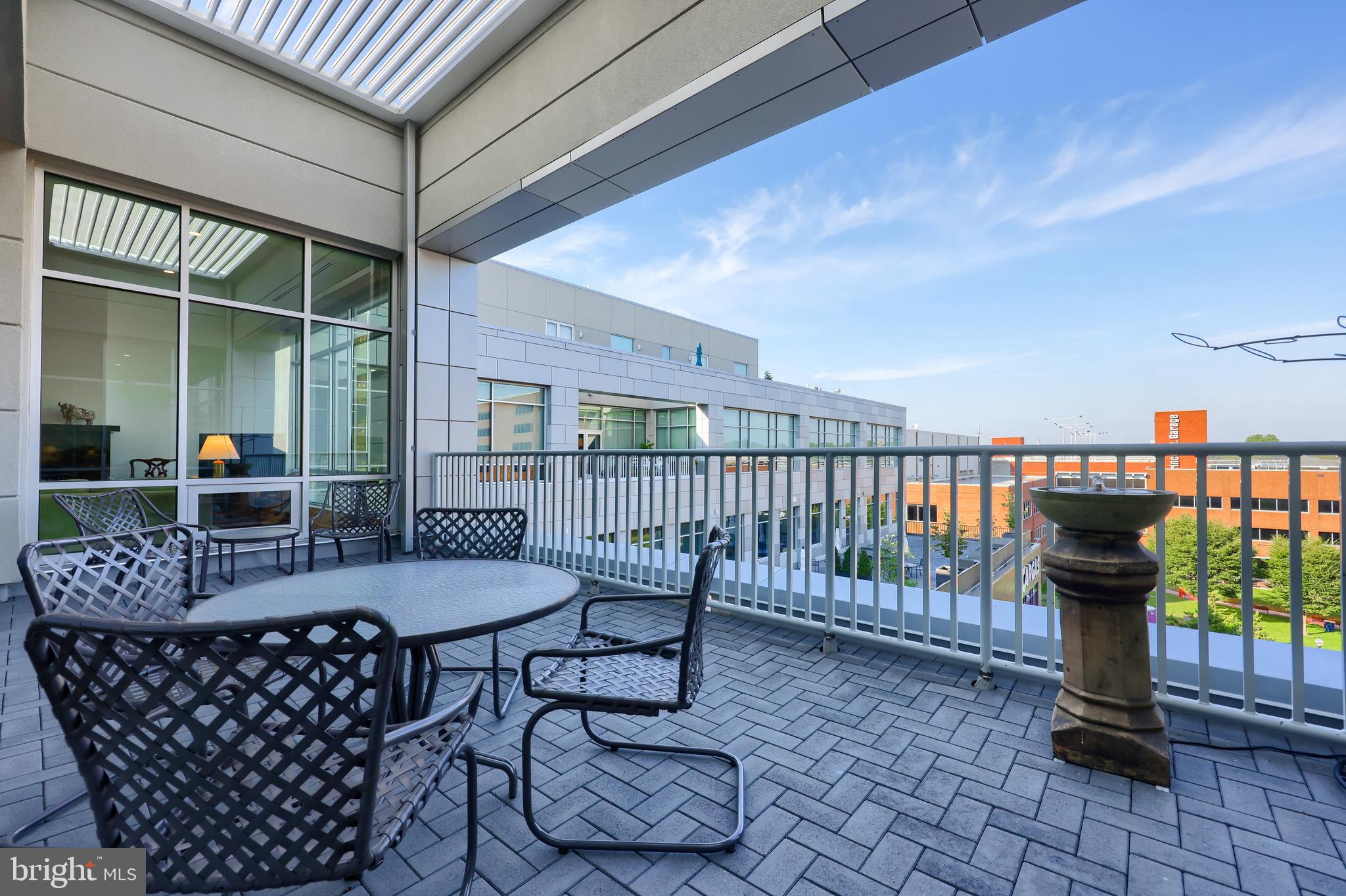 101 NORTH QUEEN - Residential