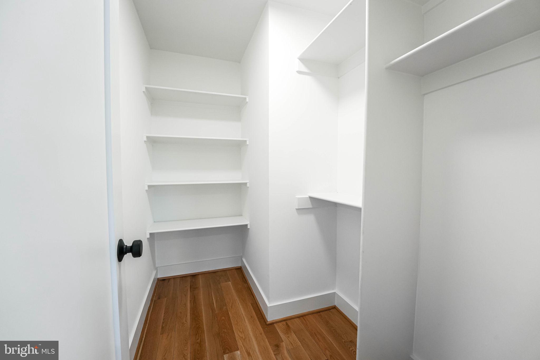 EAST FALLS CHURCH - Residential