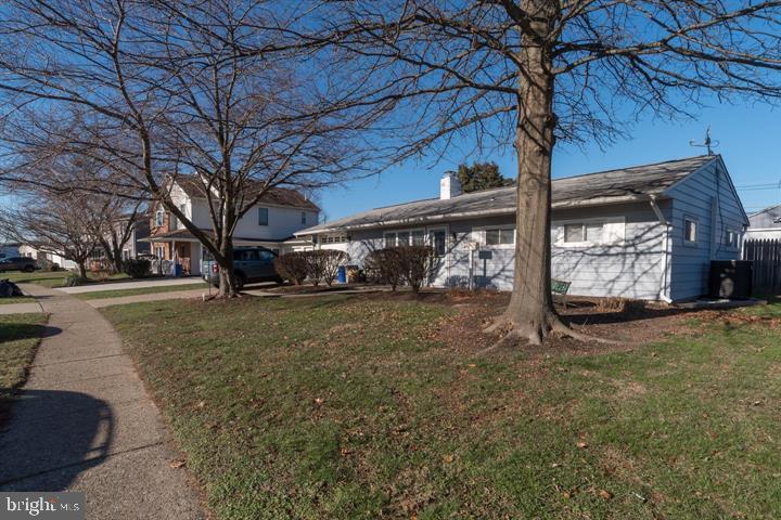 PINEWOOD - Residential Lease