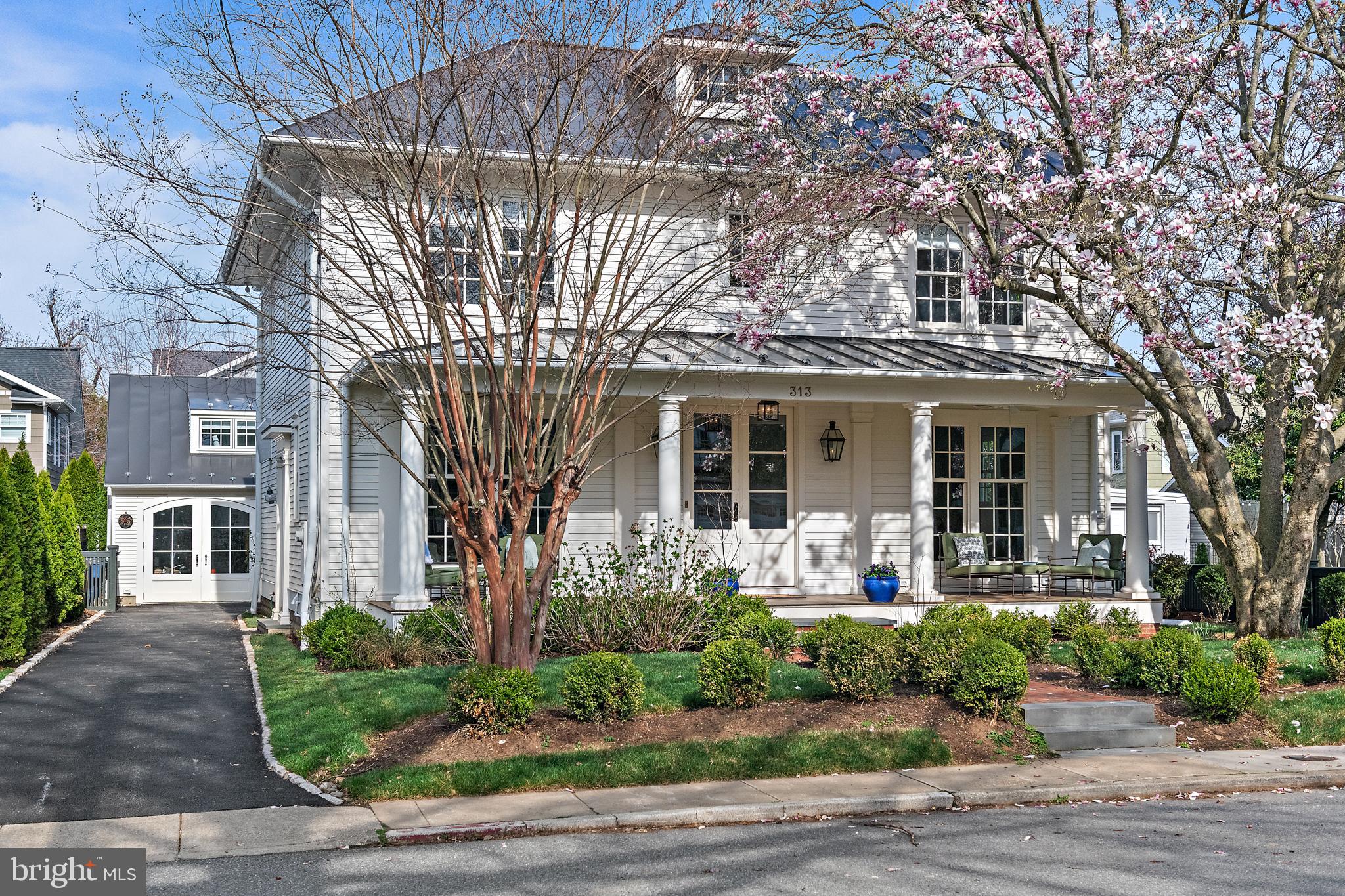 EASTPORT - Residential