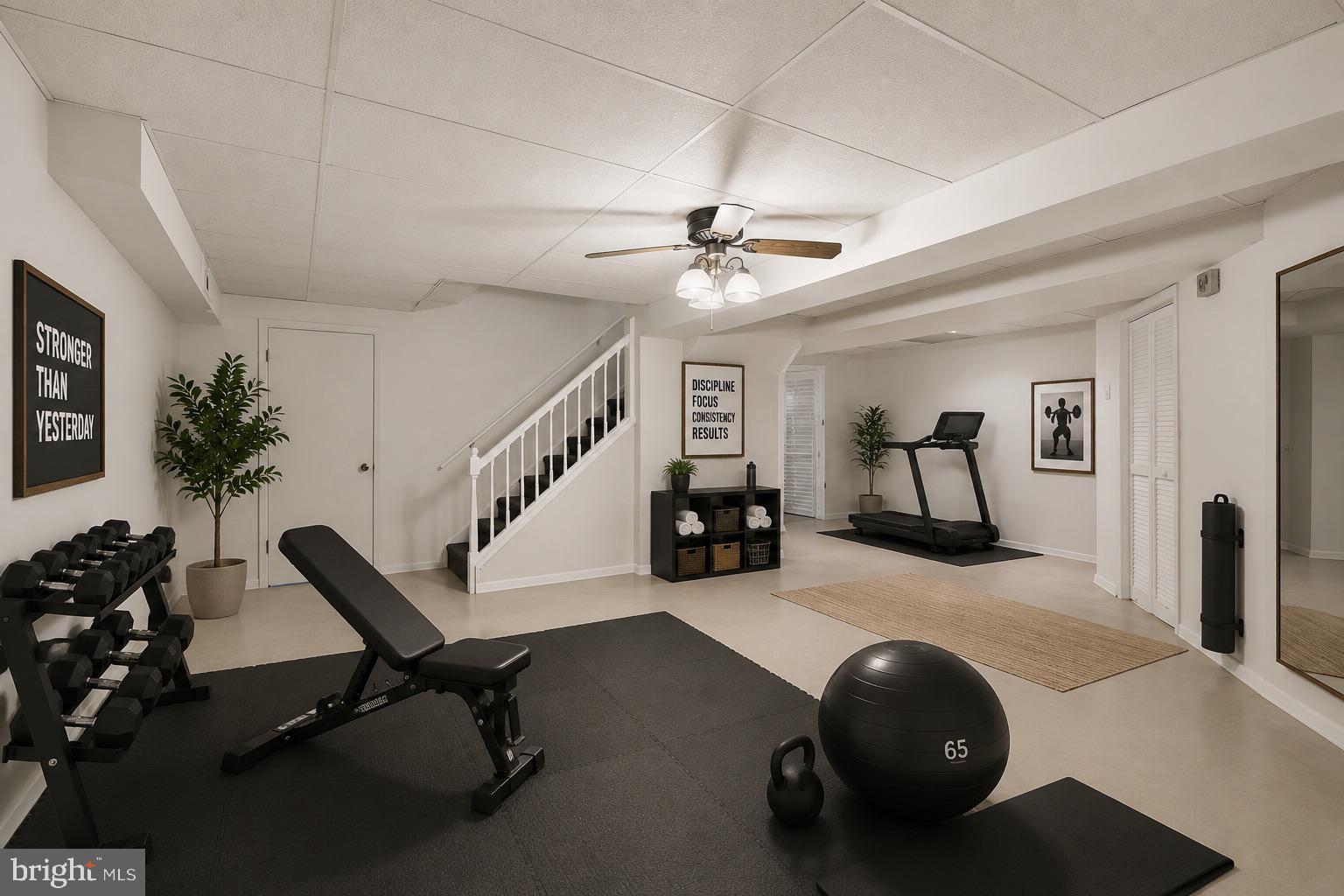 LEESBURG COUNTRY CLUB - Residential