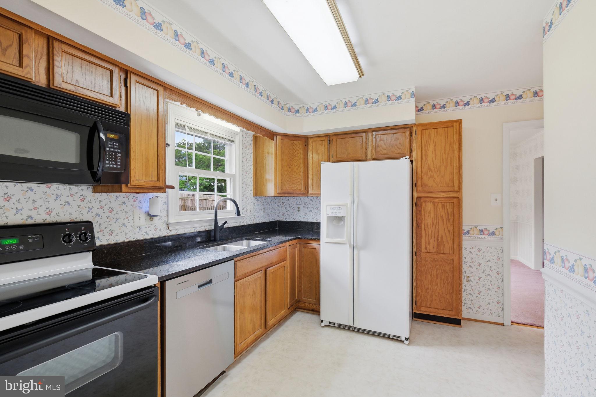 LEESBURG COUNTRY CLUB - Residential