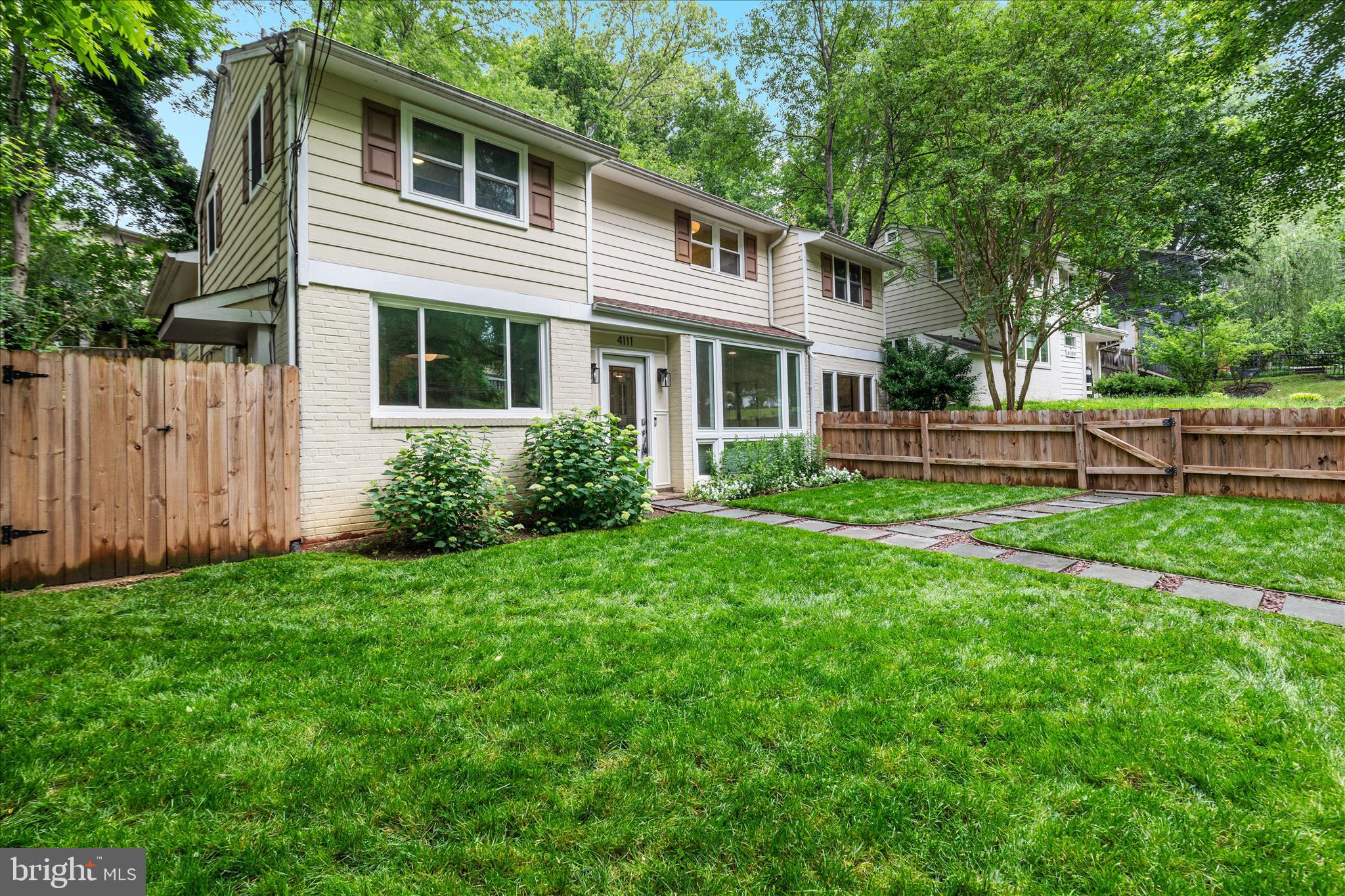 KENSINGTON - Residential