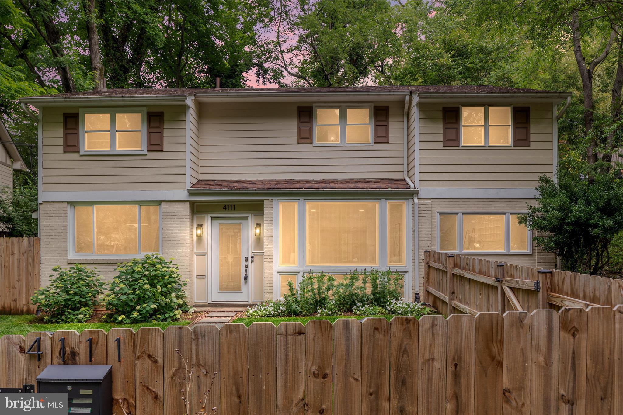 KENSINGTON - Residential