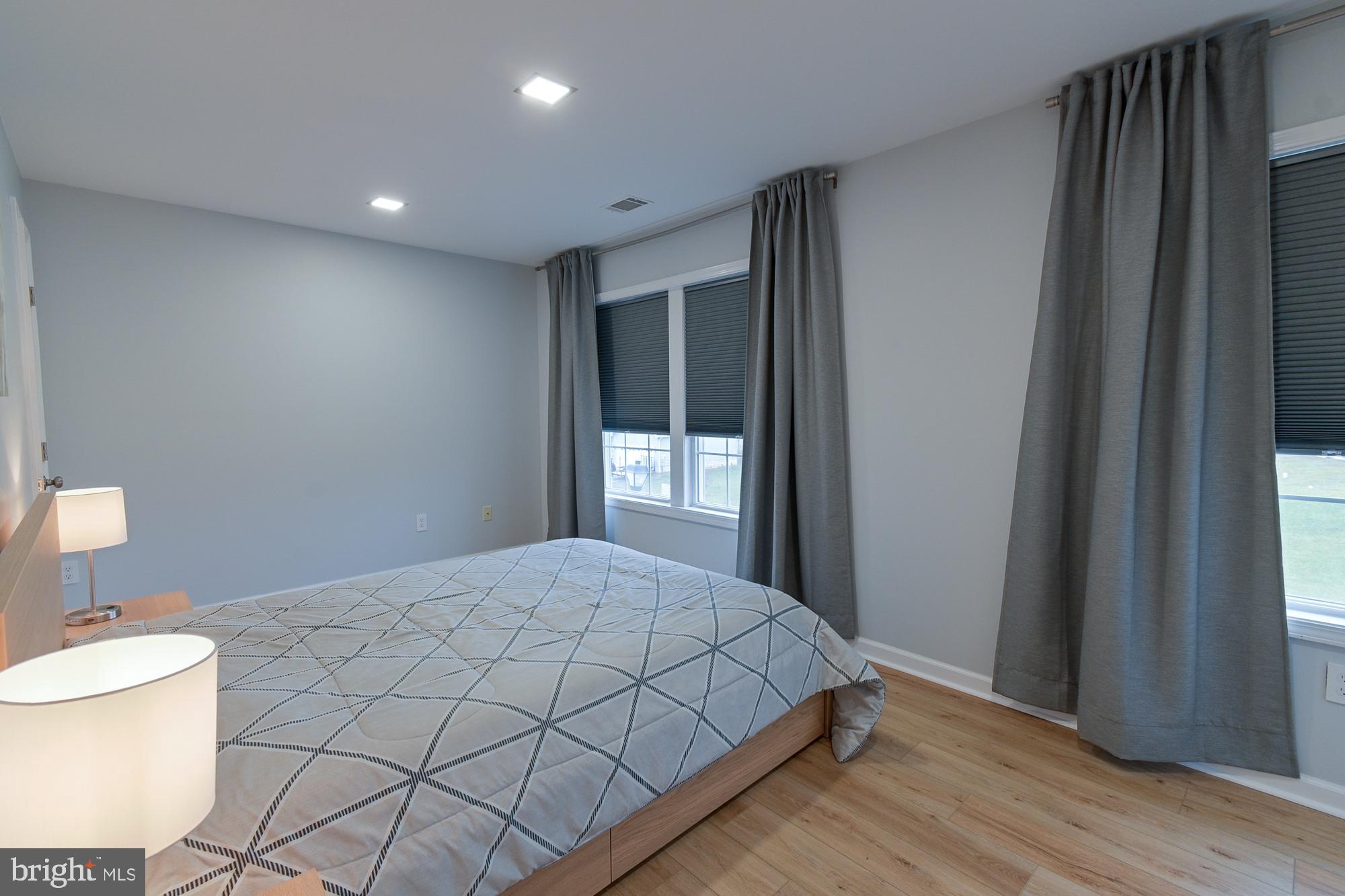 SUMMER HILL - Residential Lease