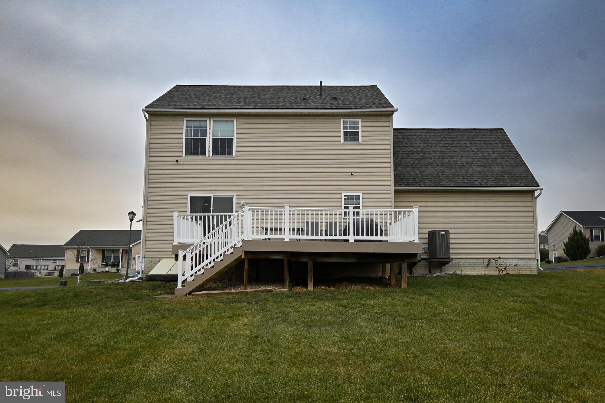 SUMMER HILL - Residential Lease