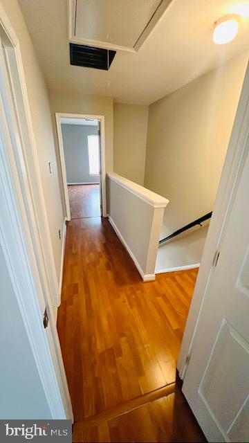 TRAILSIDE - Residential Lease