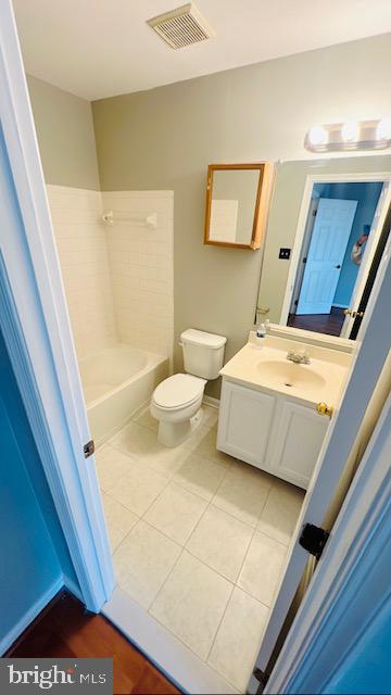 TRAILSIDE - Residential Lease