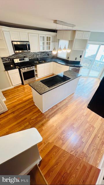 TRAILSIDE - Residential Lease