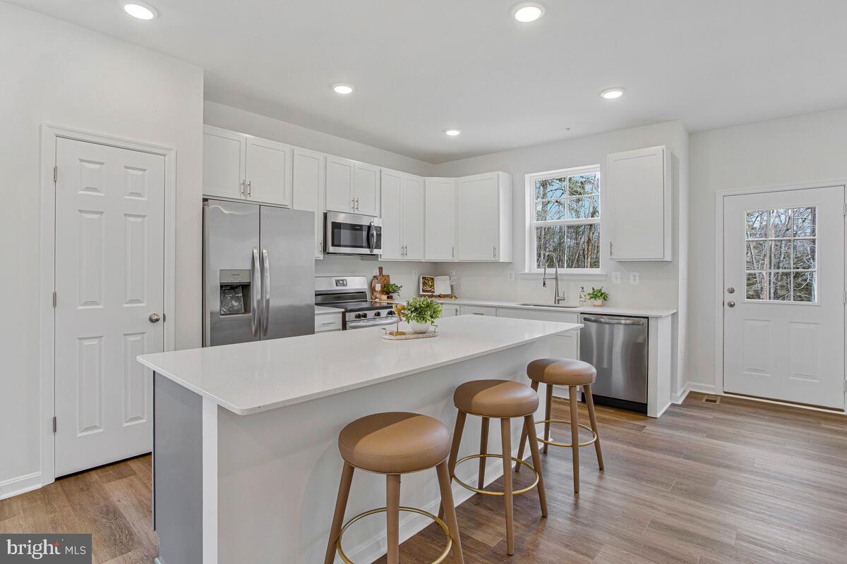 KENT ISLAND ESTATES - Residential