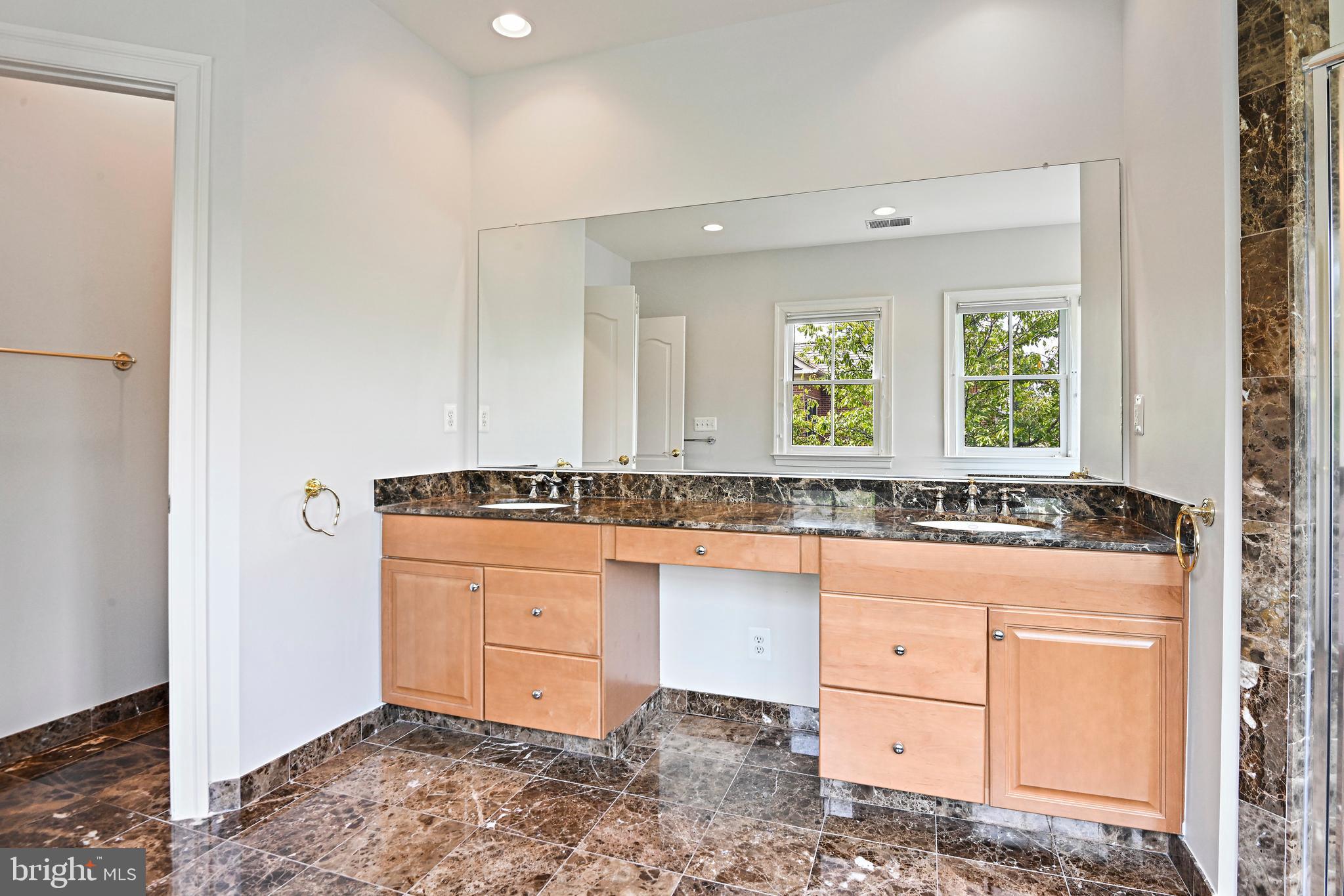 EVANS FARM - Residential