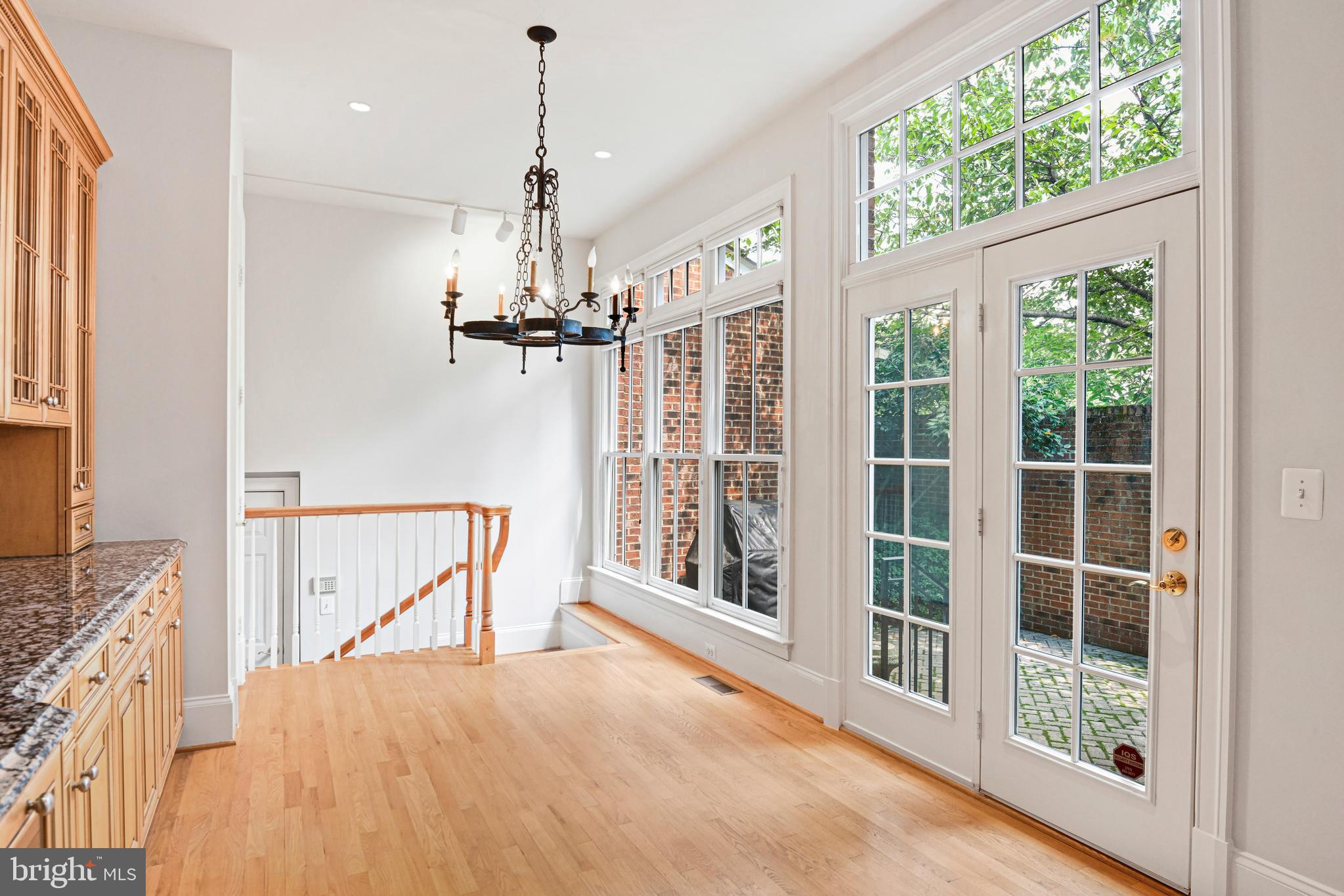 EVANS FARM - Residential