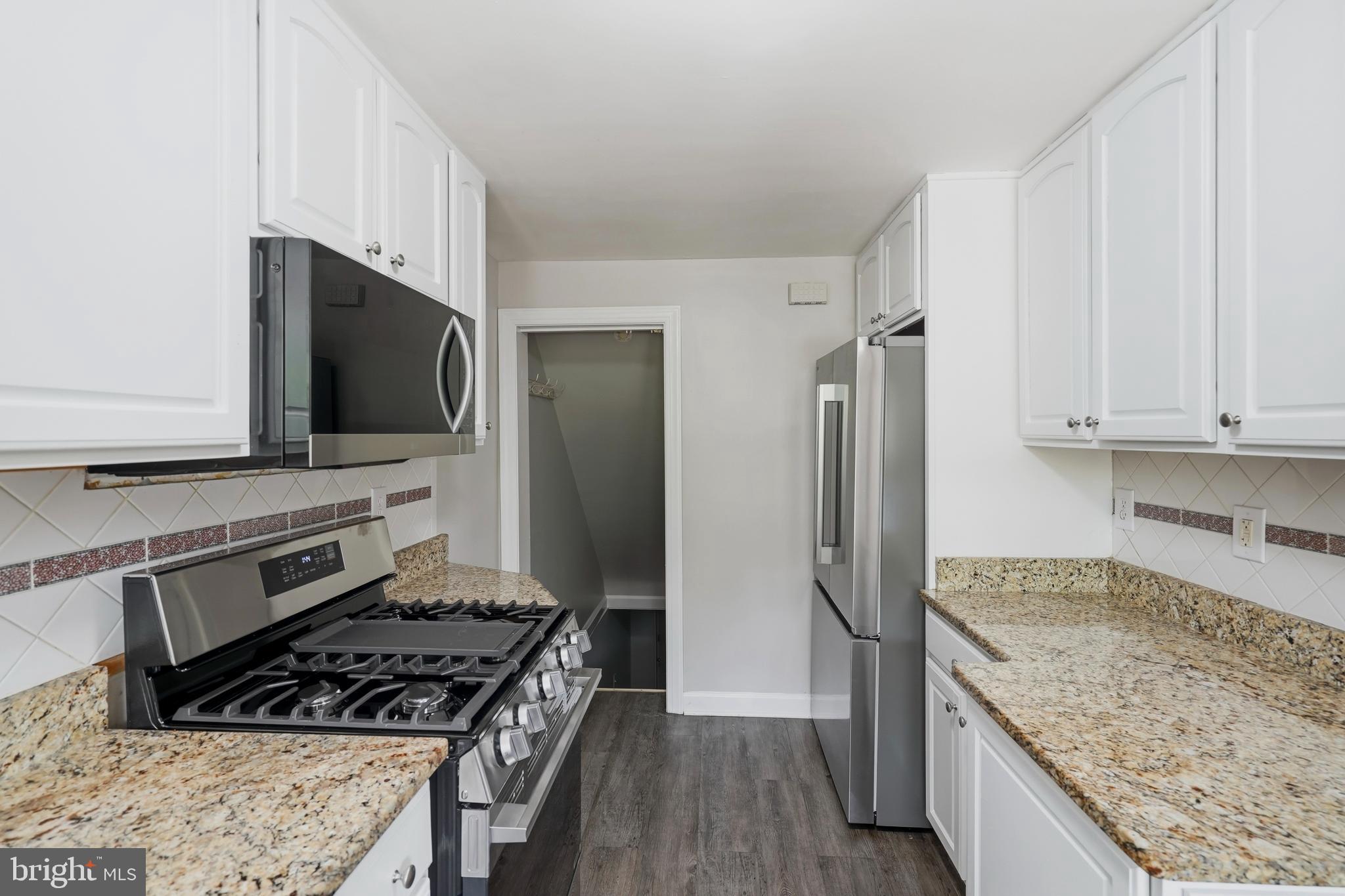 LOCH RAVEN MANOR - Residential