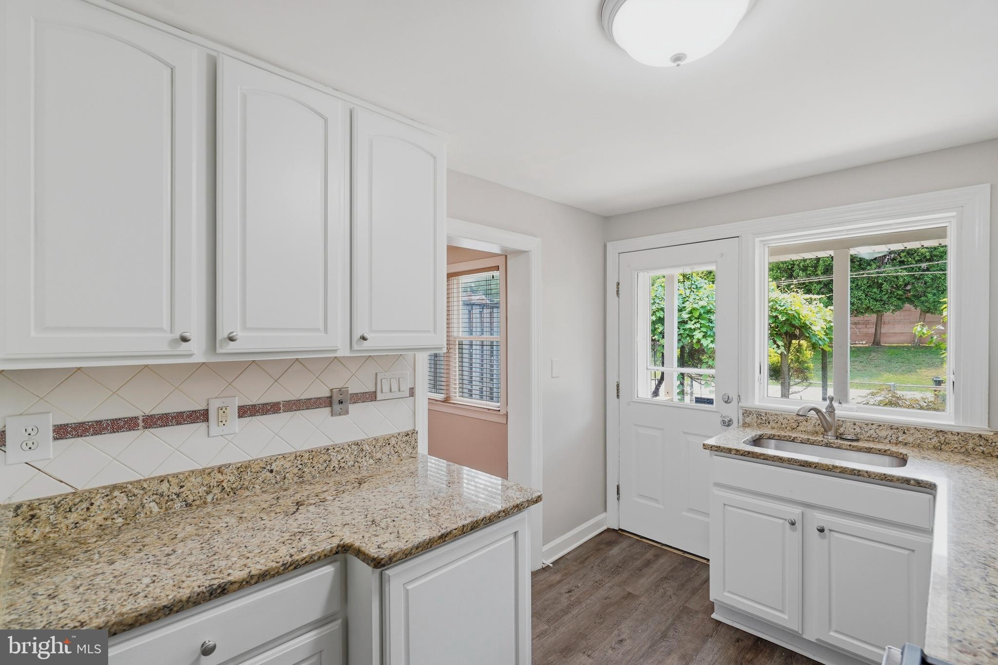 LOCH RAVEN MANOR - Residential