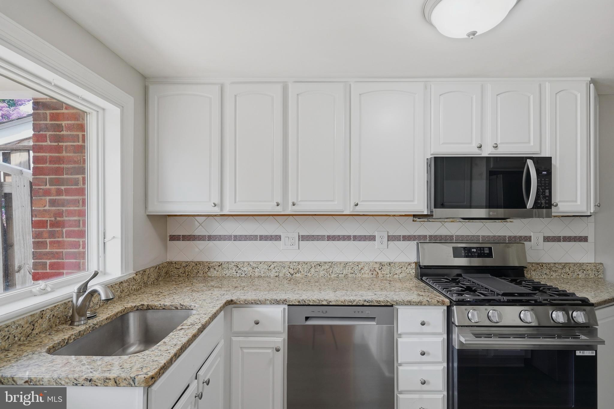 LOCH RAVEN MANOR - Residential