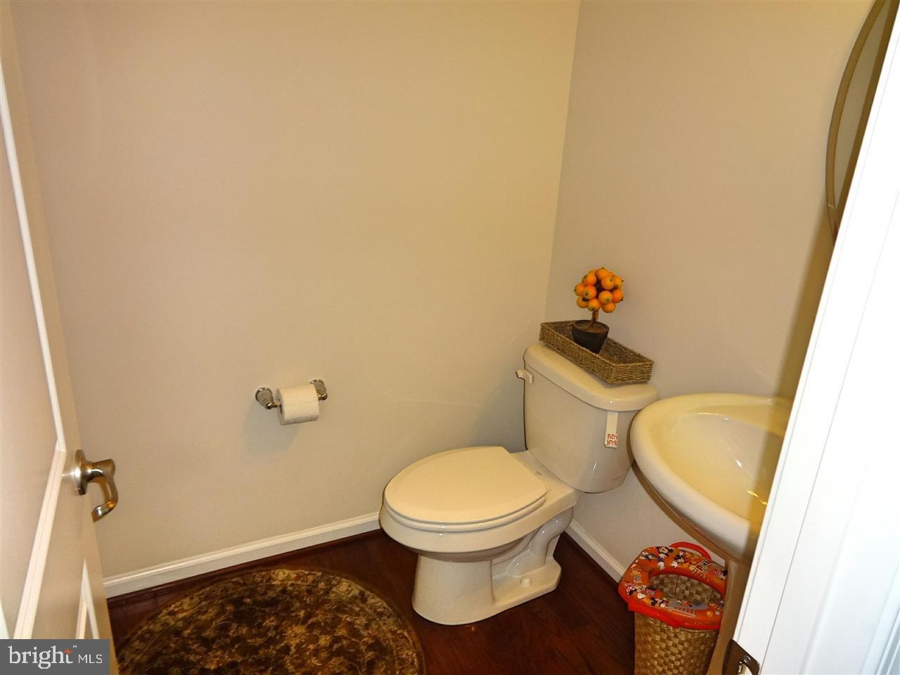 SOUTH POINTE - Residential Lease